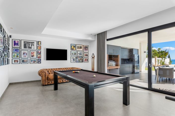 Image No.40-6 Bed Villa for sale