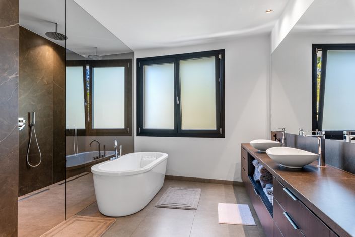 Image No.48-6 Bed Villa for sale