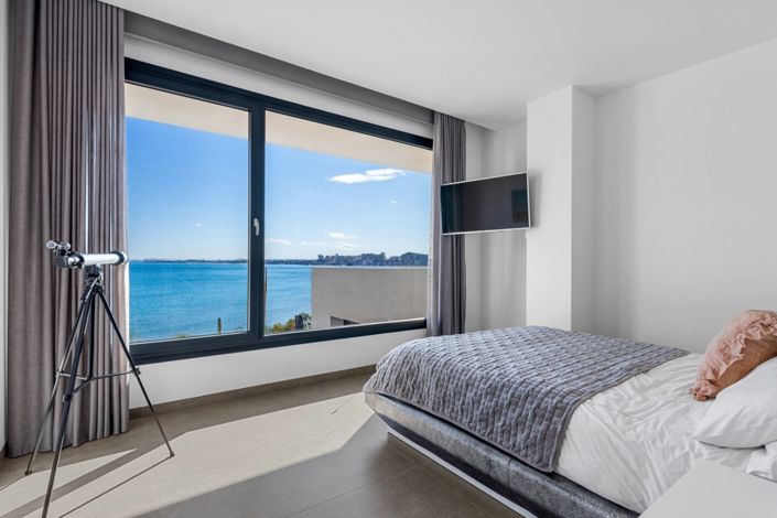 Image No.56-6 Bed Villa for sale