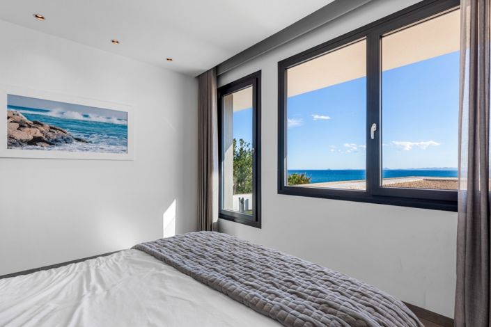 Image No.60-6 Bed Villa for sale