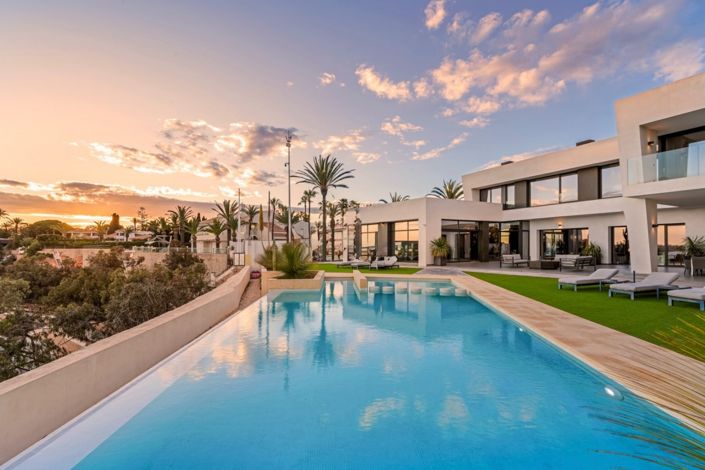 Image No.80-Villa de 6 chambres à vendre à Orihuela Costa