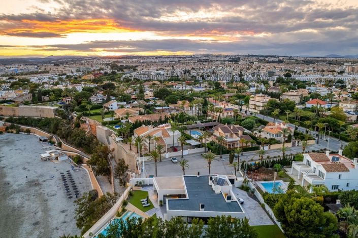 Image No.88-Villa de 6 chambres à vendre à Orihuela Costa
