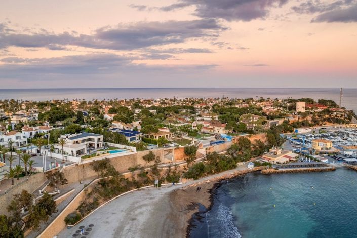 Image No.90-Villa de 6 chambres à vendre à Orihuela Costa