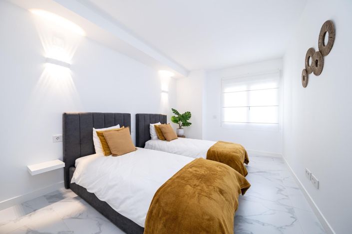 Image No.13-2 Bed Apartment for sale