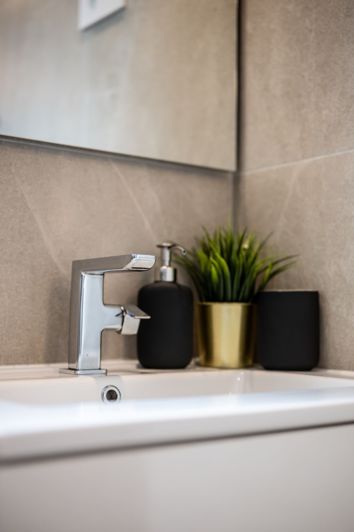 Image No.26-2 Bed Apartment for sale