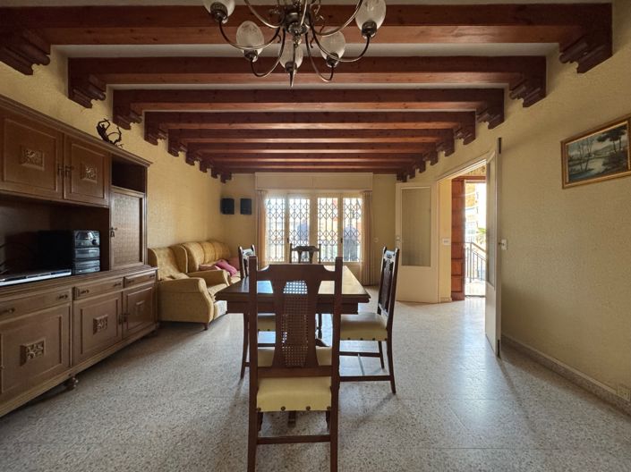 Image No.14-4 Bed Villa for sale