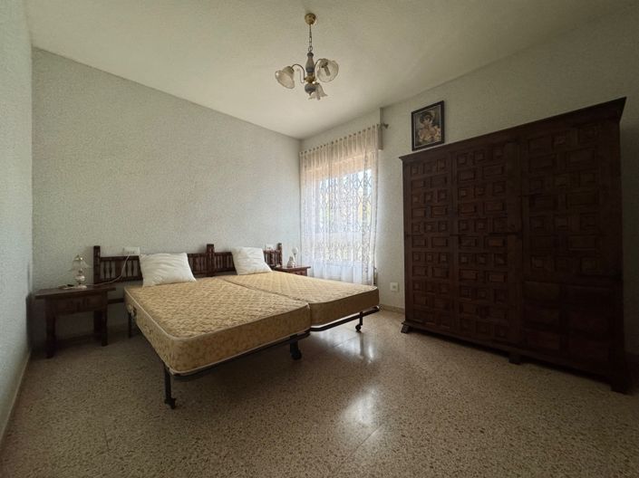 Image No.17-4 Bed Villa for sale