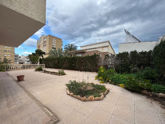 Image No.26-4 Bed Villa for sale