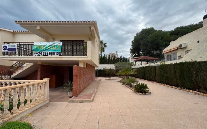 Image No.32-4 Bed Villa for sale