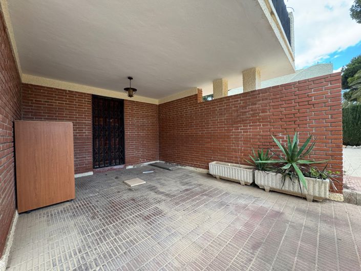 Image No.35-4 Bed Villa for sale