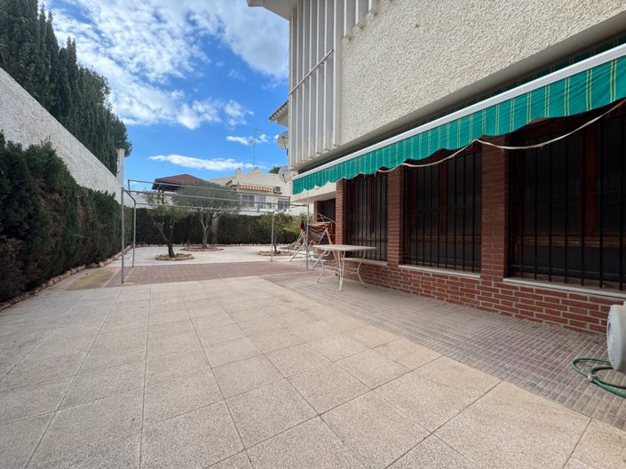 Image No.37-4 Bed Villa for sale