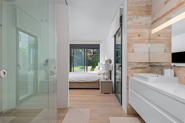 Image No.19-3 Bed Villa for sale