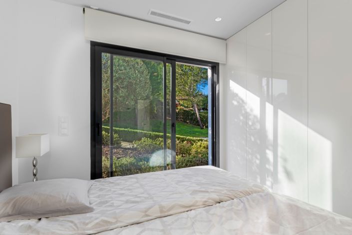 Image No.26-3 Bed Villa for sale