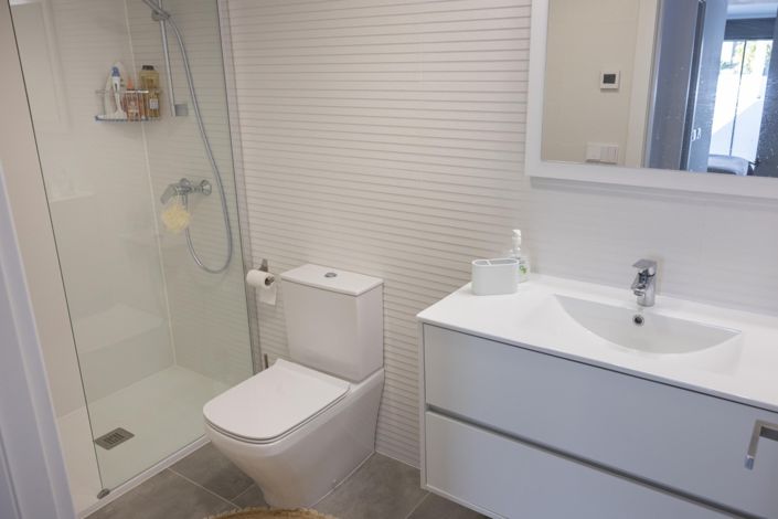 Image No.17-4 Bed Villa for sale