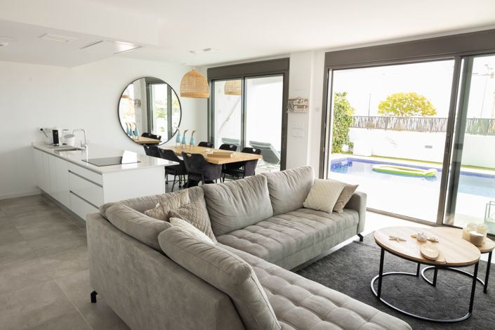 Image No.5-4 Bed Villa for sale