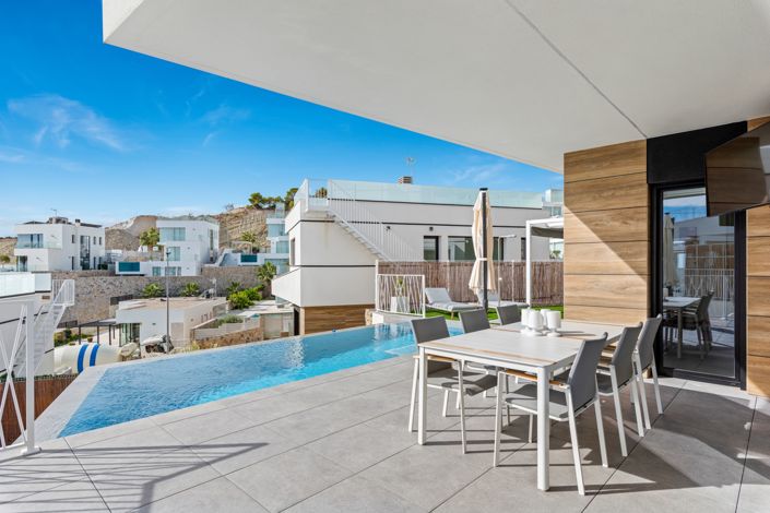 Image No.15-3 Bed Villa for sale