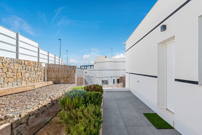 Image No.33-3 Bed Villa for sale