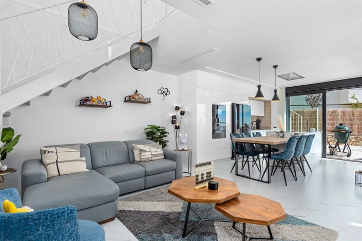 Image No.9-3 Bed Villa for sale