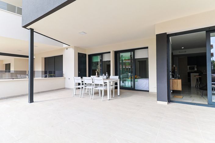 Image No.19-2 Bed Apartment for sale