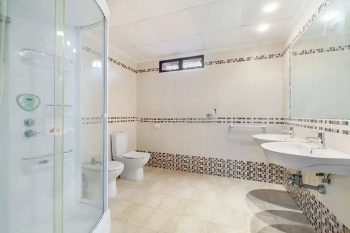 Image No.24-4 Bed Villa for sale