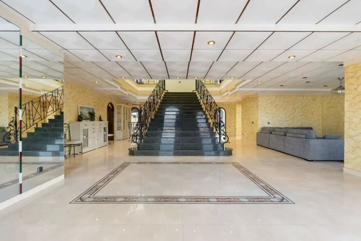 Image No.7-4 Bed Villa for sale