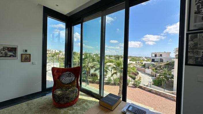 Image No.17-6 Bed Villa for sale