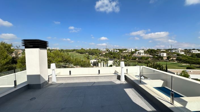 Image No.26-6 Bed Villa for sale