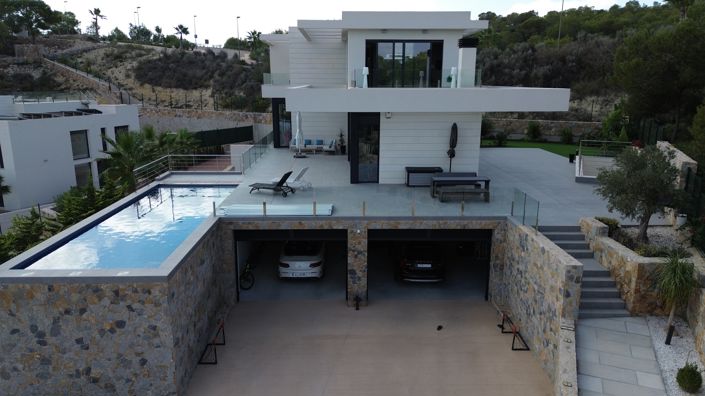 Image No.38-6 Bed Villa for sale