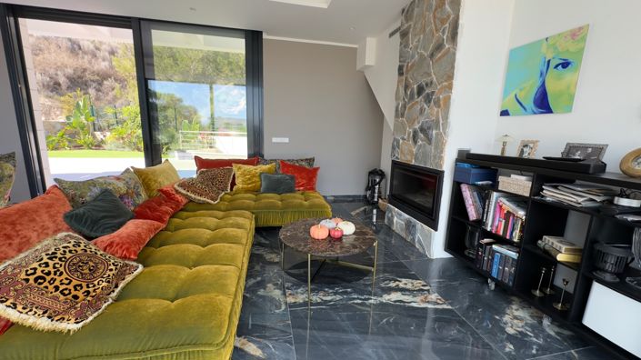 Image No.6-6 Bed Villa for sale