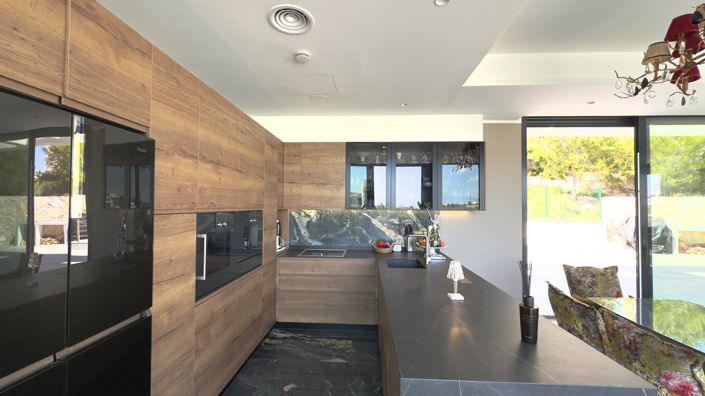 Image No.8-6 Bed Villa for sale