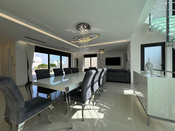 Image No.12-Villa de 5 chambres à vendre à San Miguel de Salinas