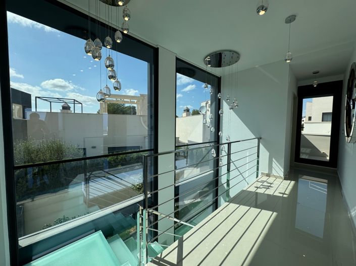 Image No.19-5 Bed Villa for sale