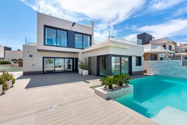 Image No.3-5 Bed Villa for sale