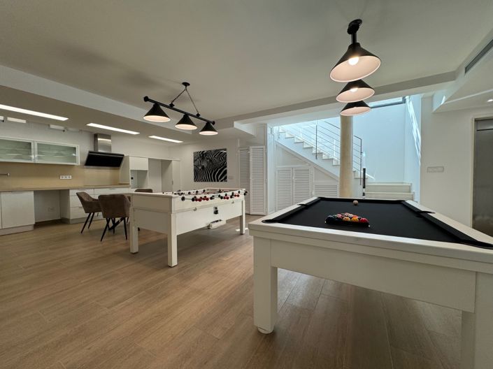 Image No.34-5 Bed Villa for sale