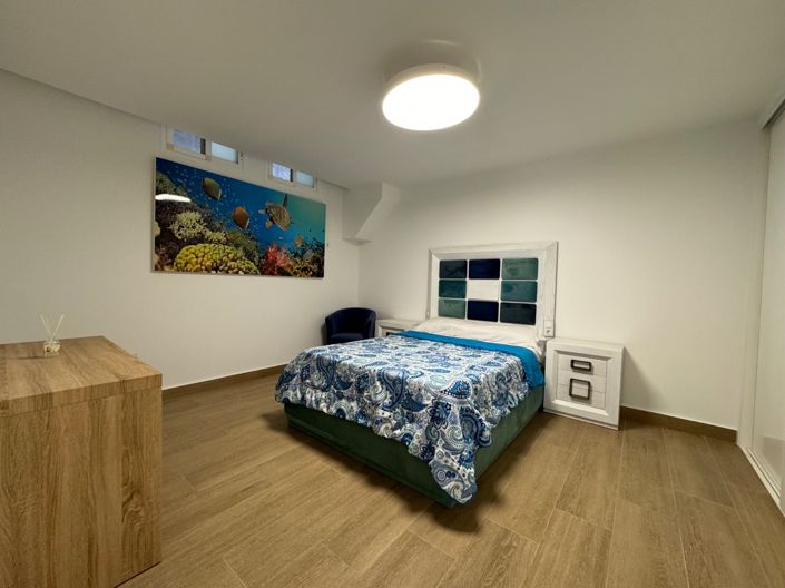 Image No.41-5 Bed Villa for sale