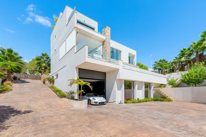 Image No.15-4 Bed Villa for sale