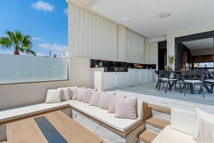 Image No.41-4 Bed Villa for sale