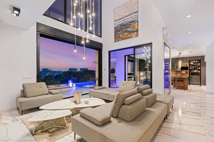 Image No.8-Villa de 4 chambres à vendre à Las Colinas Golf