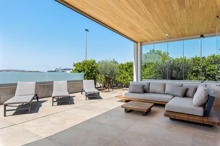 Image No.12-4 Bed Villa for sale