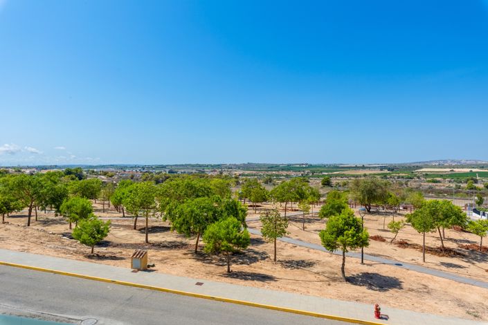 Image No.38-4 Bed Villa for sale