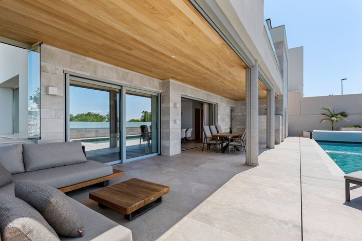 Image No.4-4 Bed Villa for sale