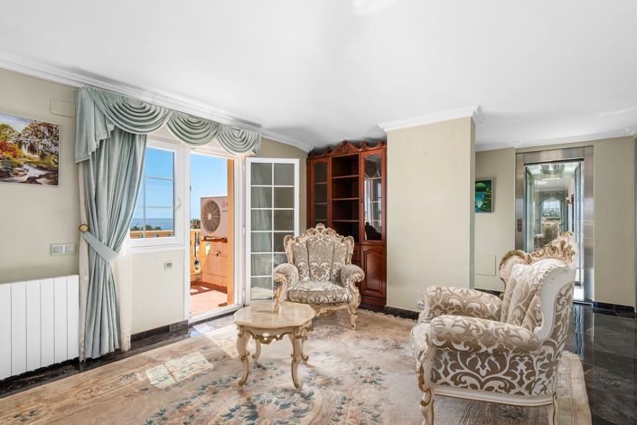 Image No.32-6 Bed Villa for sale