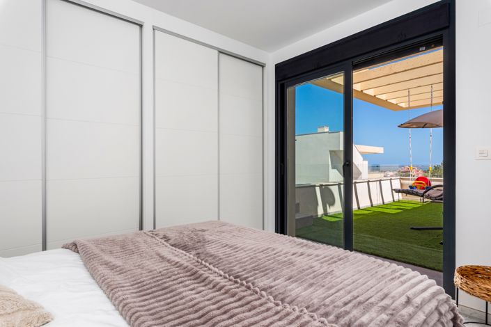 Image No.20-3 Bed Villa for sale