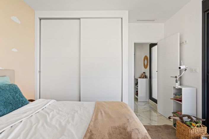 Image No.26-3 Bed Villa for sale