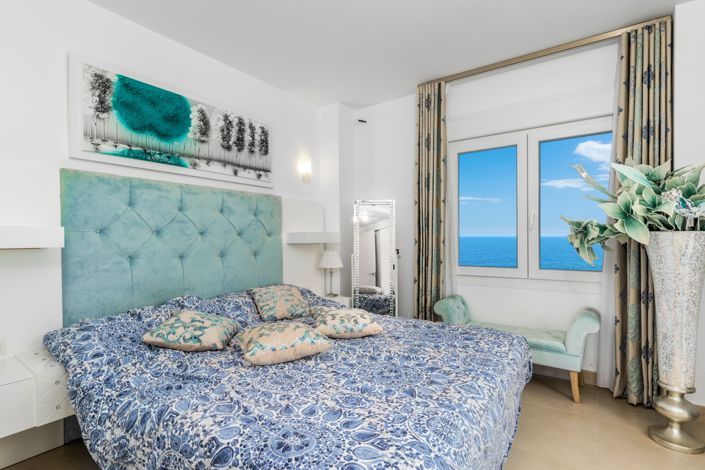 Image No.24-2 Bed Apartment for sale