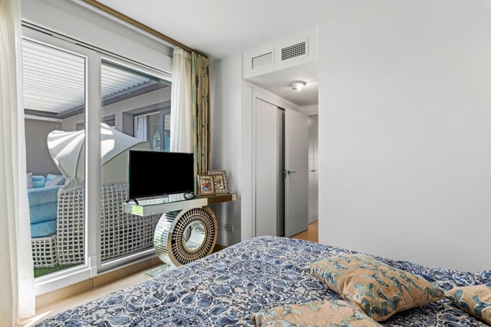 Image No.25-2 Bed Apartment for sale