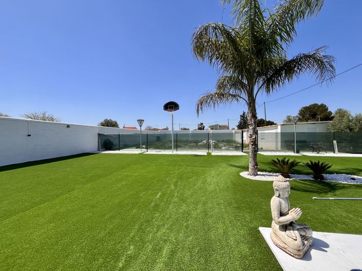 Image No.22-3 Bed Country Property for sale