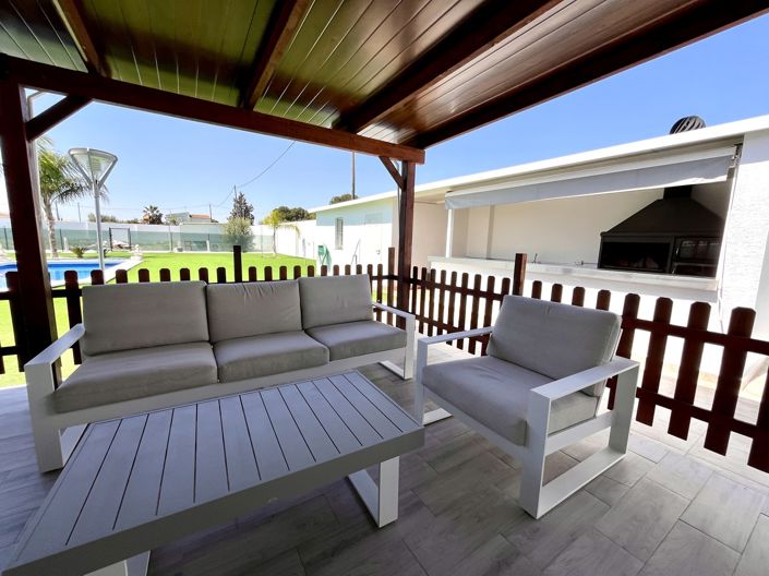 Image No.33-3 Bed Country Property for sale