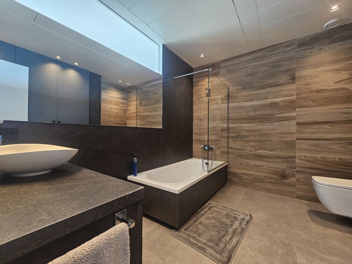 Image No.32-4 Bed Villa for sale