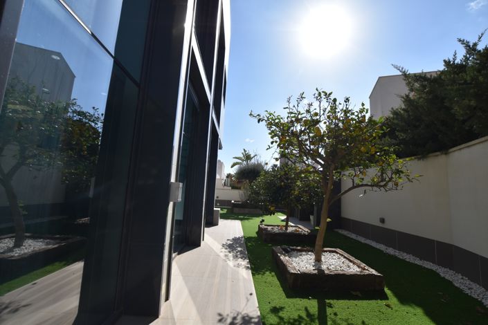 Image No.23-5 Bed Villa for sale